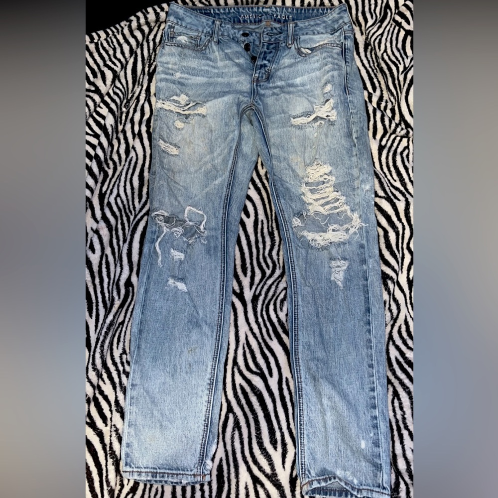 American eagle Tomgirl jeans.